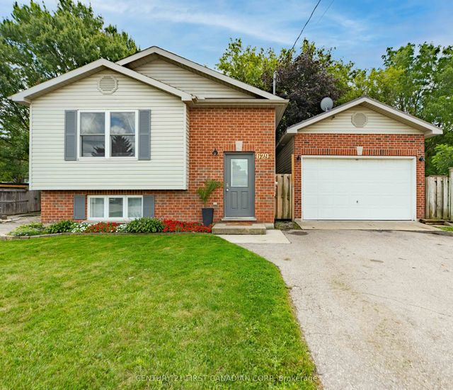 6297 William Street, Lucan Biddulph