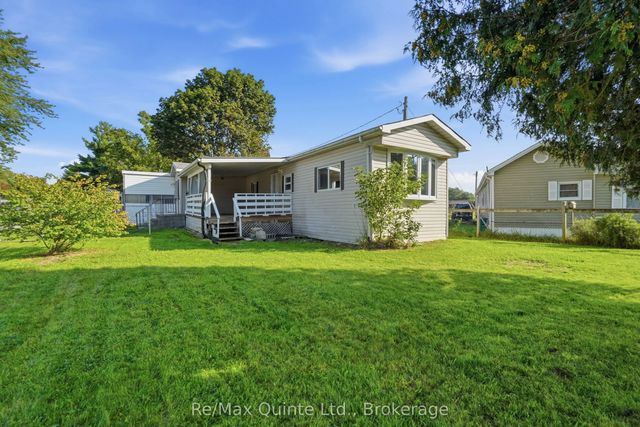 63 Whites Road 15, Quinte West