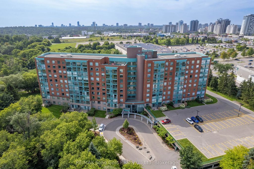 55 Blue Springs Drive 611, Waterloo