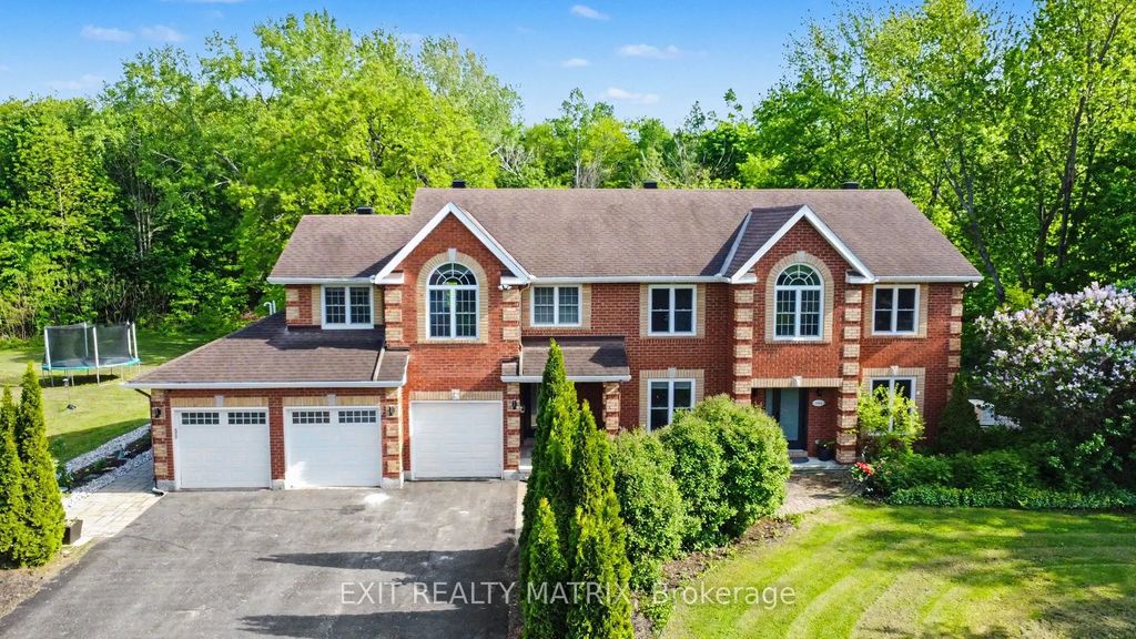 1322 Du Gouverneur Drive, Orleans - Cumberland and Area