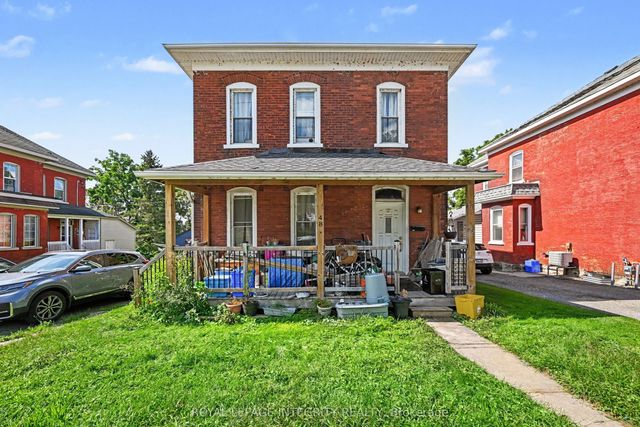 48 Elmsley Street S, Smiths Falls