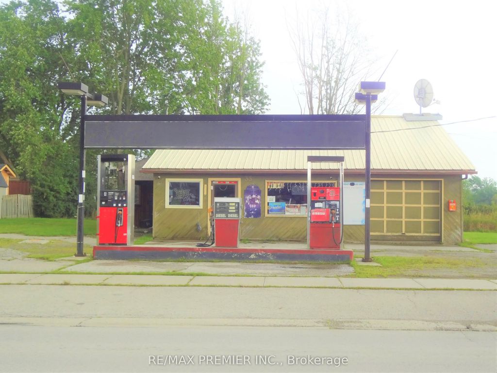33 Main Street W, Haldimand