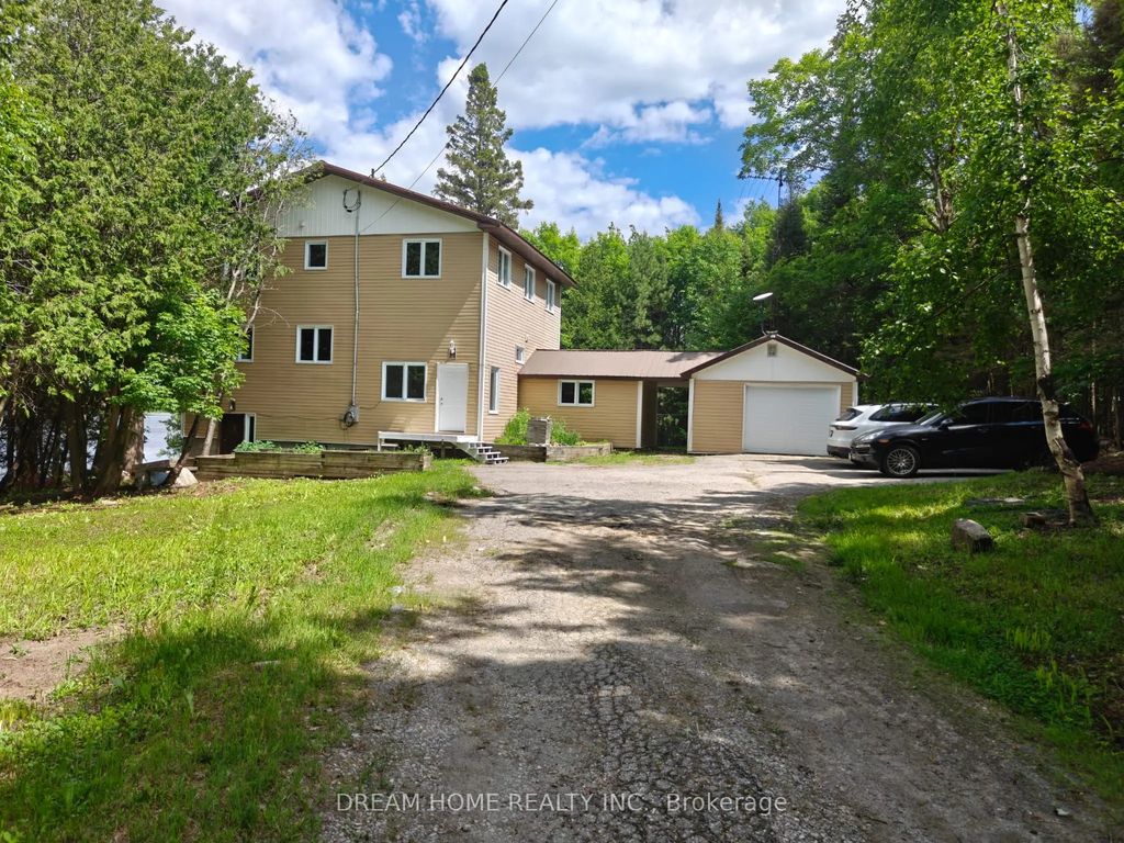 150 Hillside Lake Road, North Bay