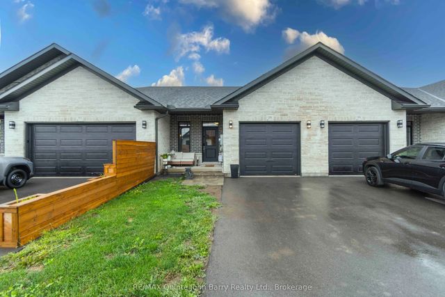 28 Raycroft Drive, Belleville
