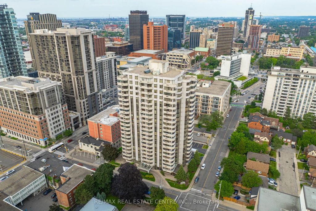 67 Caroline Street S 15c, Hamilton
