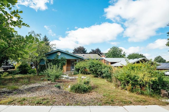229 Winfield Avenue, Waterloo
