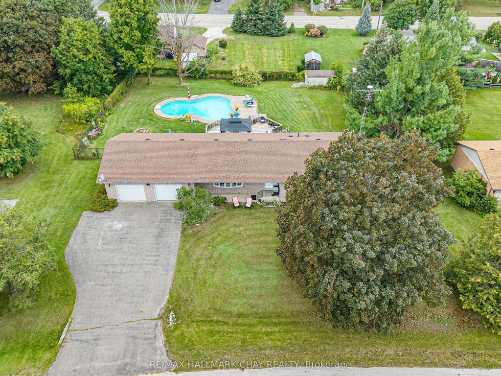 6 Maes Crescent, Mulmur