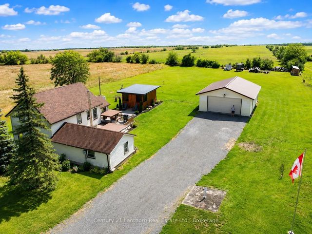 1039 Christian Road, Prince Edward County
