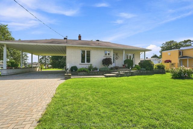 2012 Lajoie Street, Alfred and Plantagenet