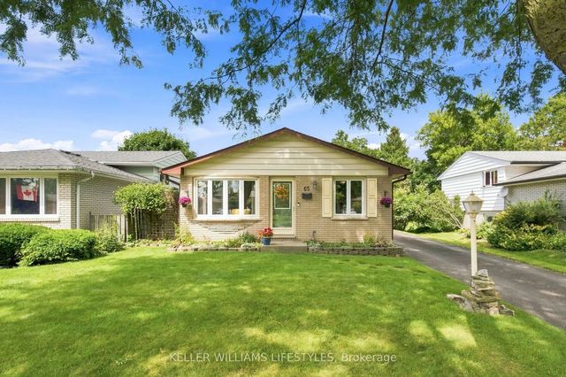 65 Villeneuve Crescent, London East