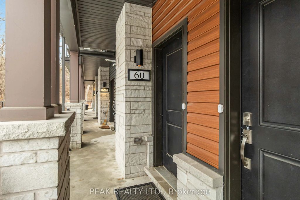 2 Willow Street 60, Brant