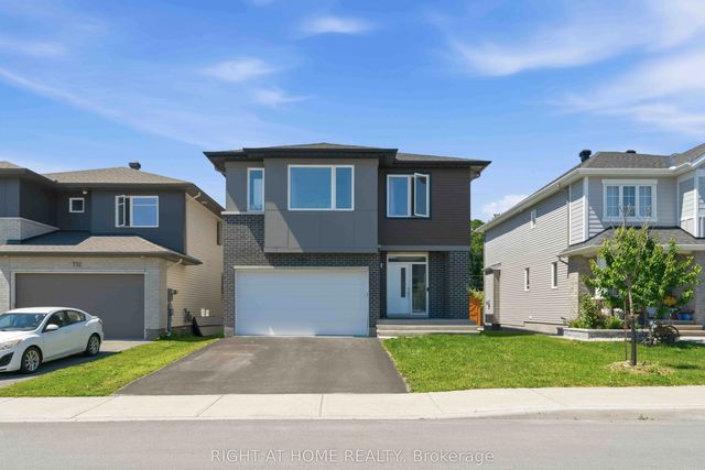 730 Kirkham Crescent, Stittsville - Munster - Richmond