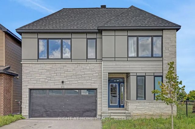 218 Conservancy Drive, Barrhaven