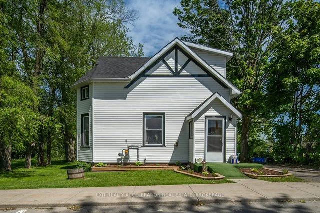 349 Stanley Street, Deseronto