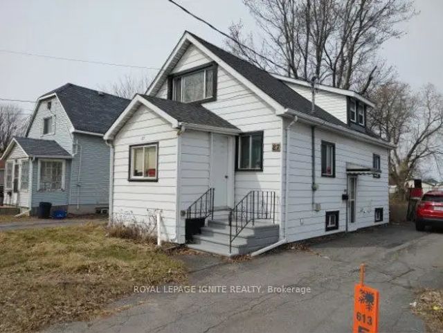 87 Ninth Street W, Cornwall