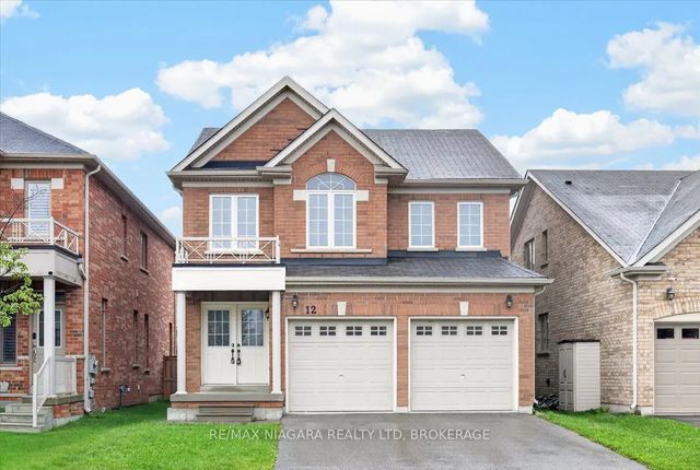 12 Fred Fisher Crescent, St. Catharines