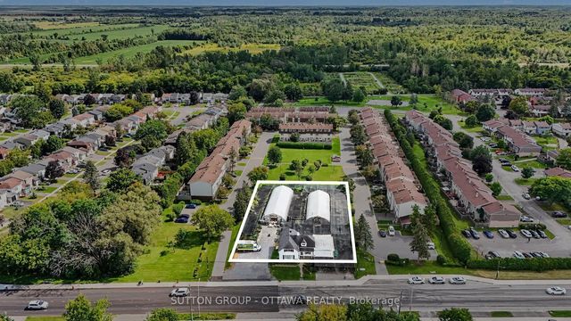 2832 Innes Road, Blackburn Hamlet