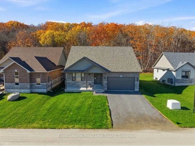 111 Riverside Trail, Trent Hills