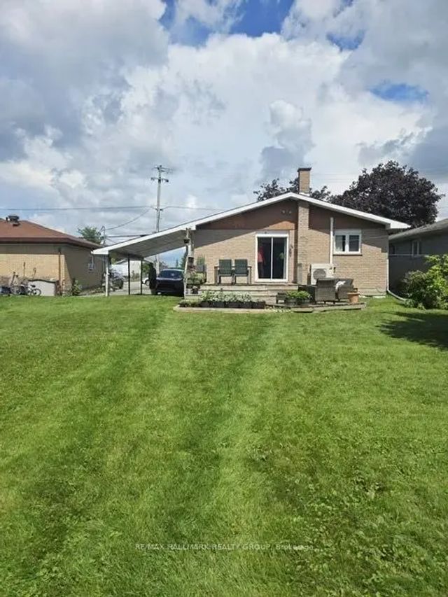 677 W Principale Street W Basement, Casselman