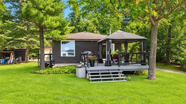 31 Hillcrest Avenue, Kawartha Lakes