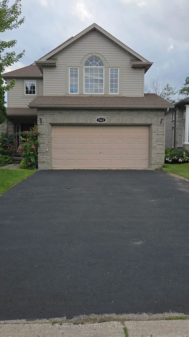 742 Marigold Street, London North