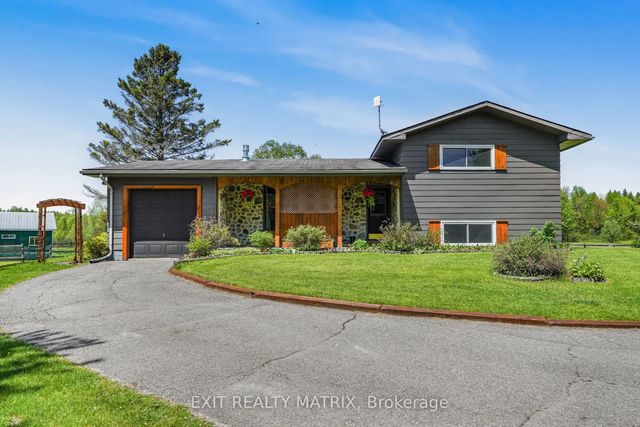 6416 Saumure Road, Orleans - Cumberland and Area