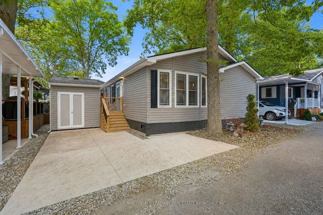 22790 Amiens Road 56, Middlesex Centre