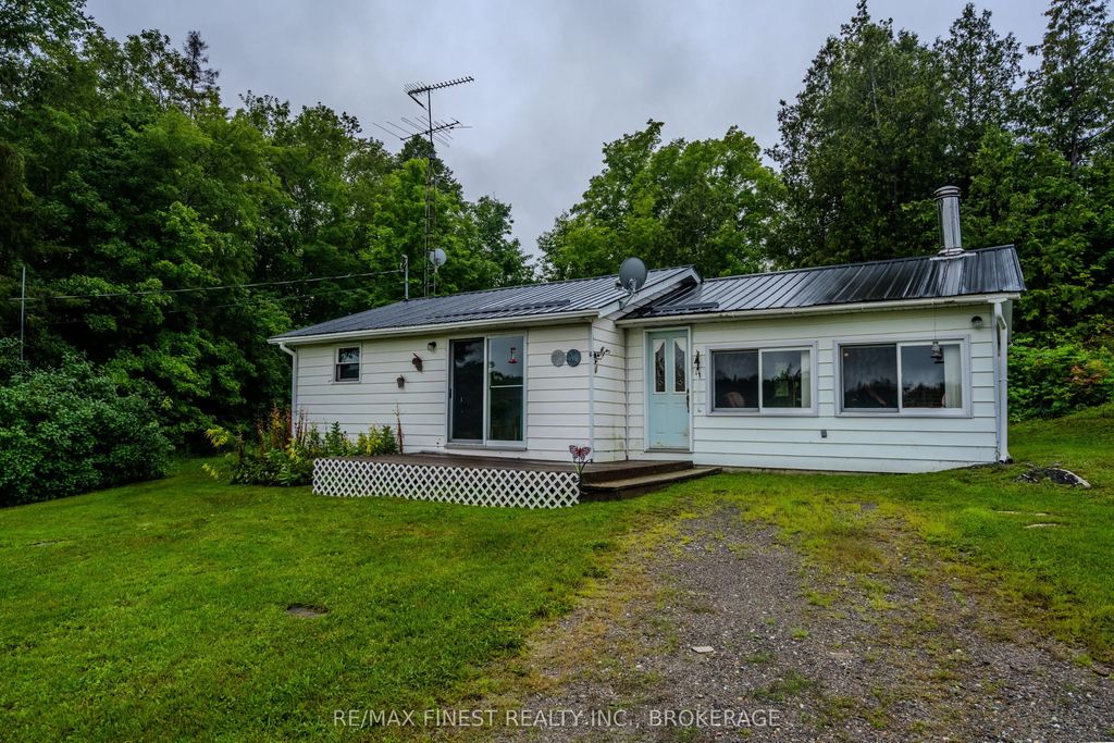 1177 Mountain Road, Frontenac