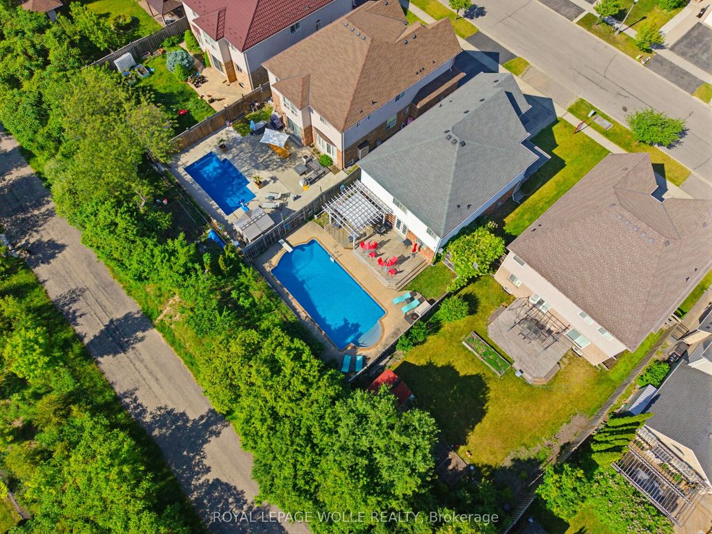 359 Pine Valley Drive, Kitchener