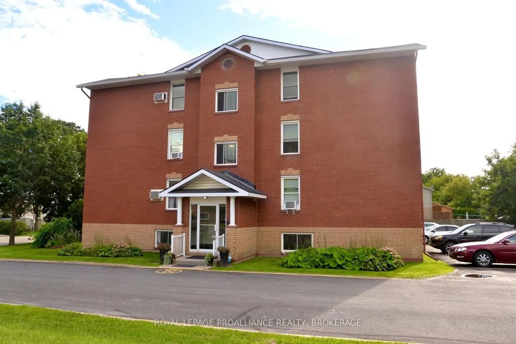 540 Talbot Place 205, Gananoque