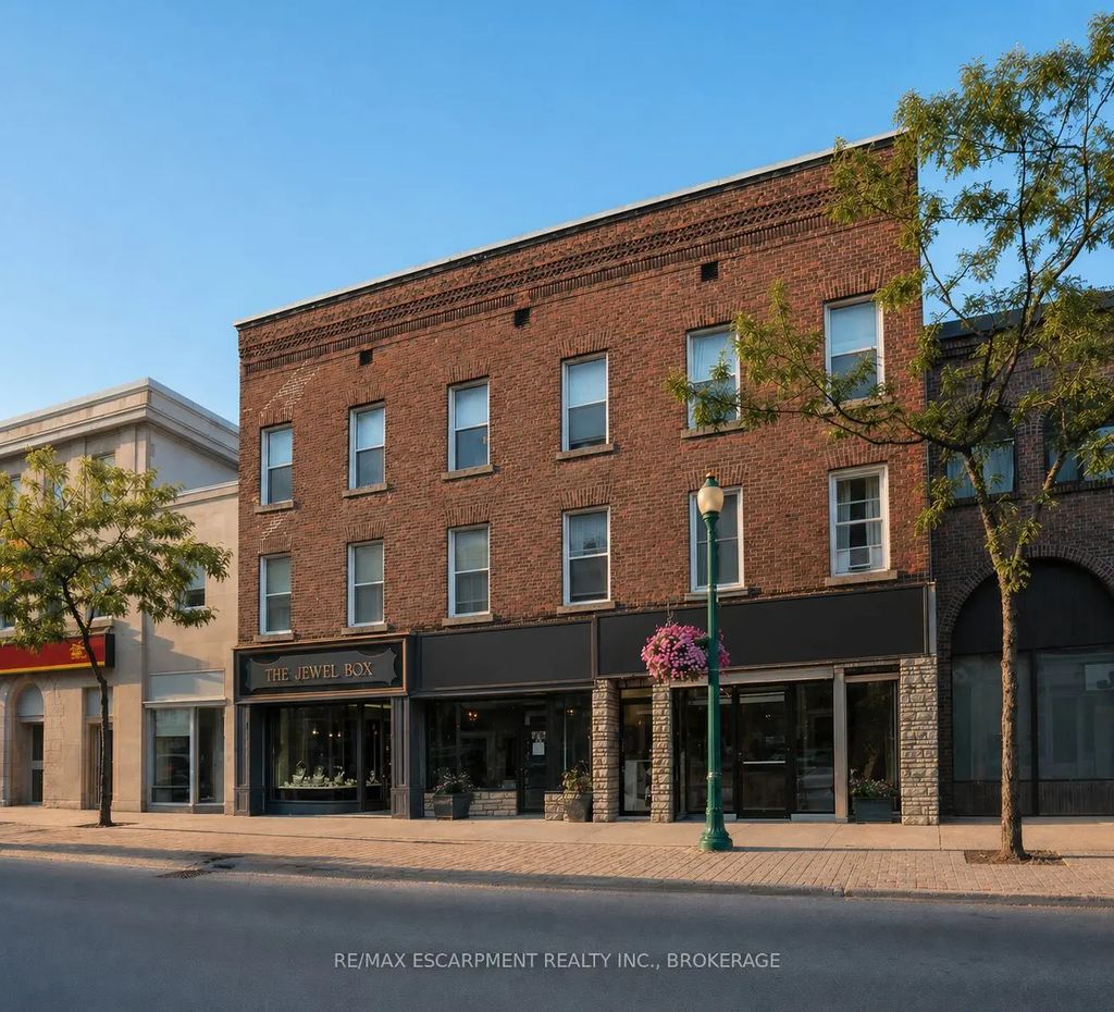 94 King Street W, Brockville
