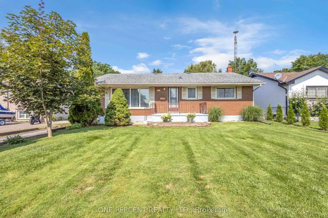 55 Young Street, Tillsonburg