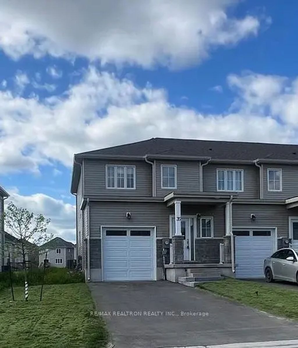 35 Lincoln Drive, Belleville