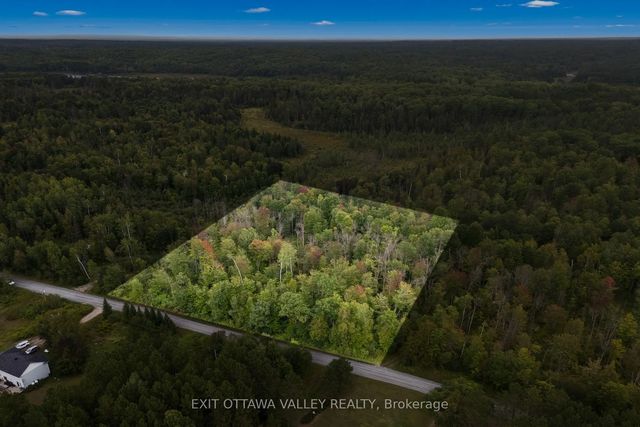 Dore Bay Road, North Algona Wilberforce