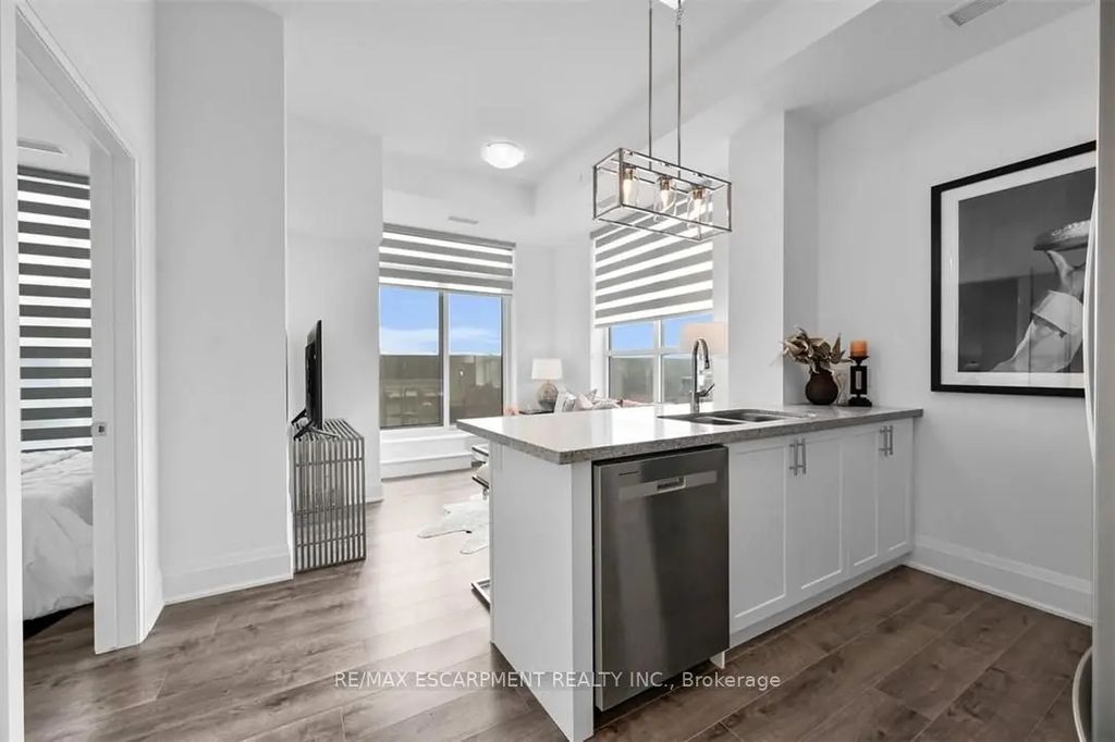 470 Dundas Street 515, Hamilton