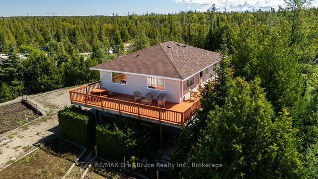 68 Bayshore Avenue S, Northern Bruce Peninsula