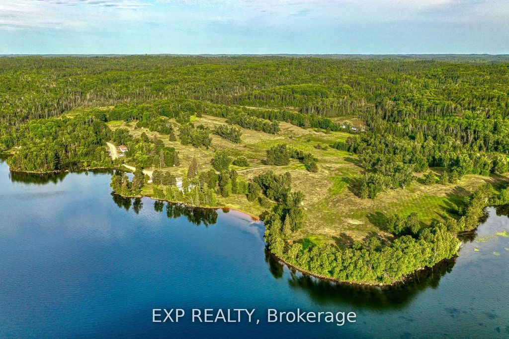 725 Lochhead Drive, Greater Sudbury