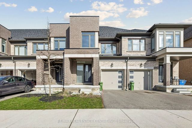 166 Deerpath Drive 52, Guelph