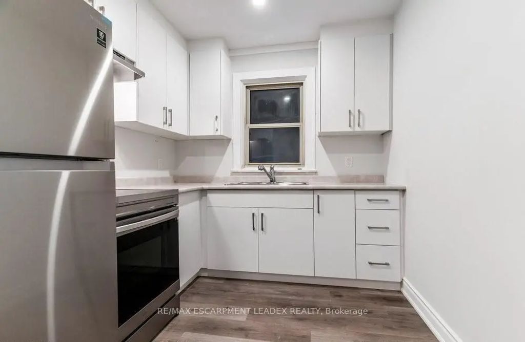 598 Upper James Street A, Hamilton