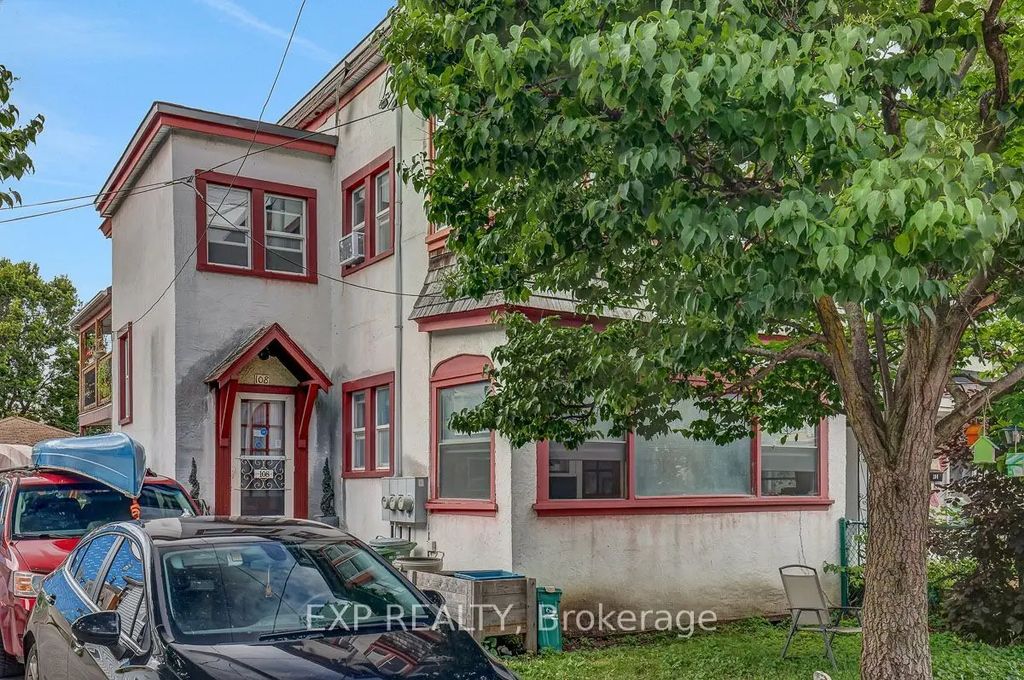 108 Lebreton Street N, West Centre Town
