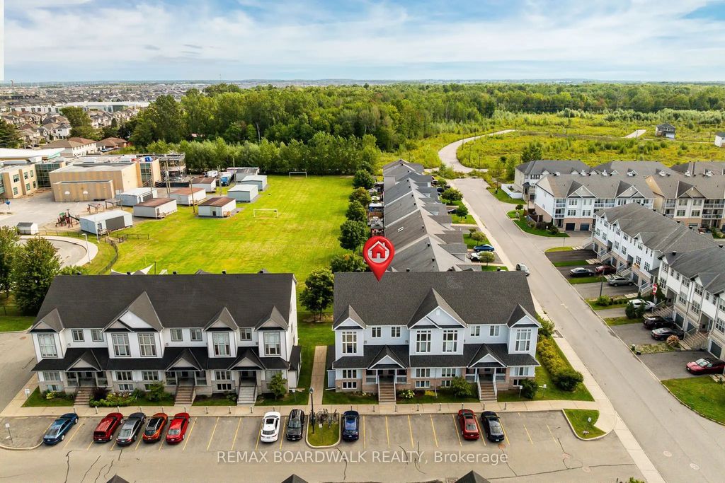 312 Galston Private, Orleans - Convent Glen and Area