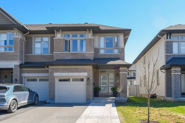 725 Capricorn Circle, Blossom Park - Airport and Area
