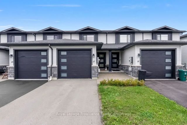 17 Dewal Place, Belleville