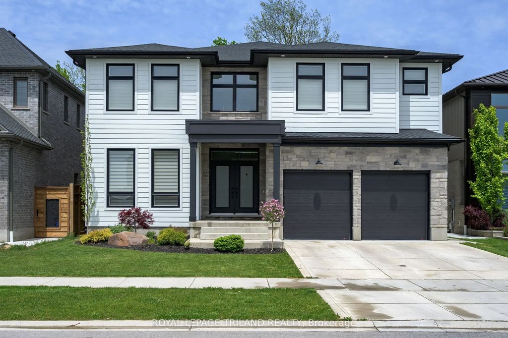 2244 Red Thorne Avenue, London South