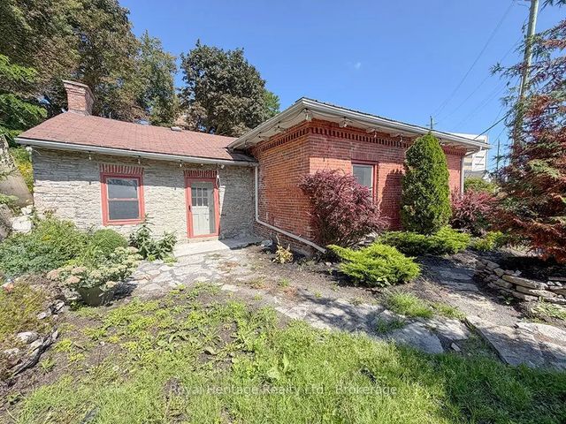 6 Willard Street, Belleville