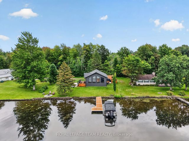 2815 Golf Course Lane, North Grenville