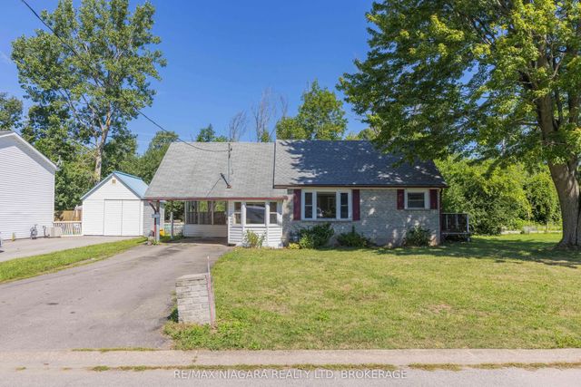 30 A Avenue, Fort Erie