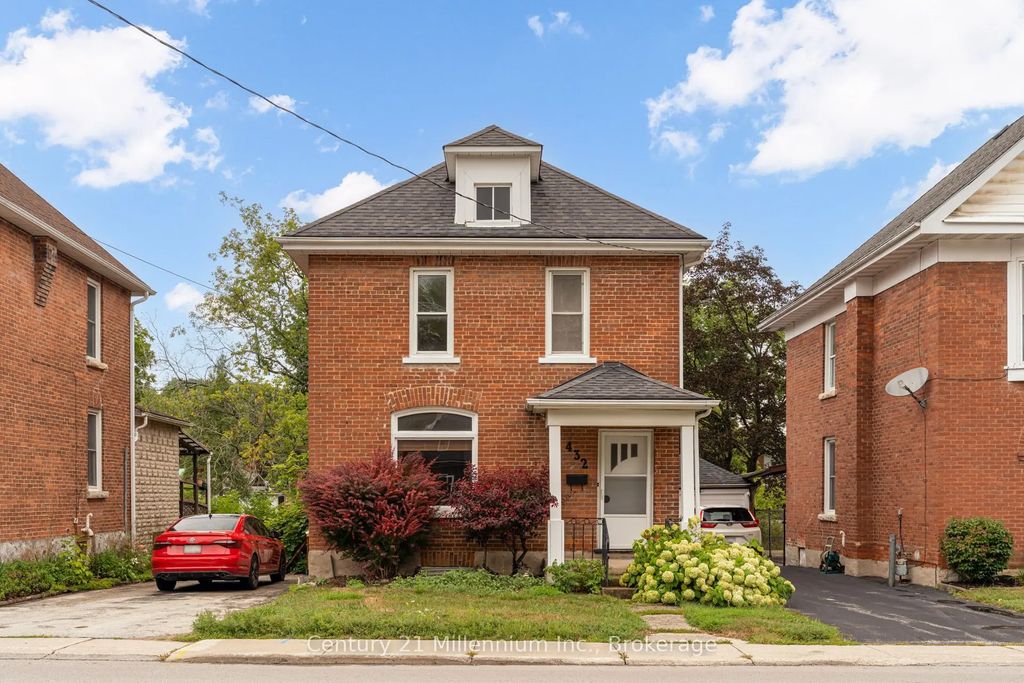 432 14th Street W, Owen Sound