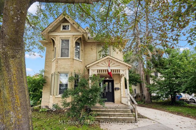 125 Elora Street S, Minto