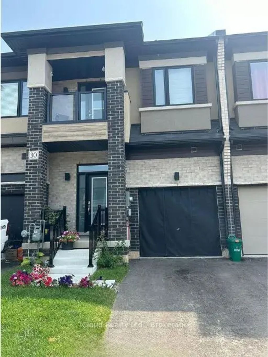 30 Bowery Road, Brantford